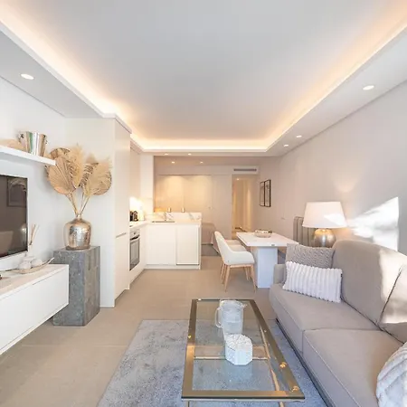 Puente Apartment Marbella